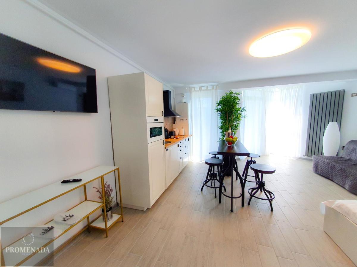 Coral Aparthotel Pool & Spa Mamaia Nord Năvodari المظهر الخارجي الصورة